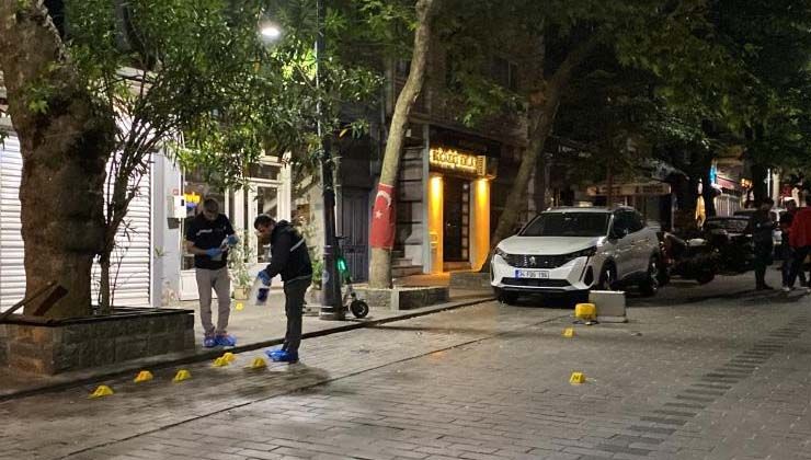 Üsküdar’da iki grup birbirlerine kurşun yağdırdı: 2 yaralı