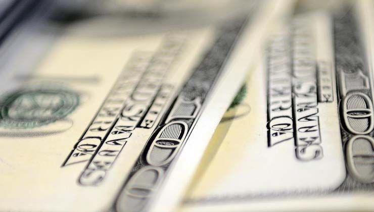 Dolar 17.24 liradan, euro ise 18.3310 liradan güne başladı