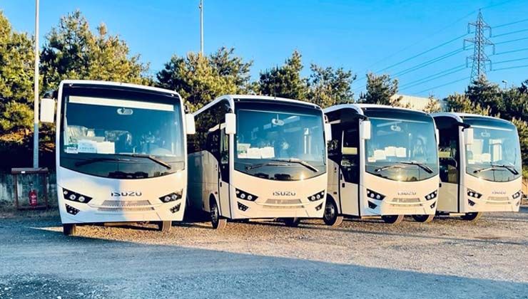 Anadolu Isuzu’dan Azerbaycan’a 25 Isuzu Novoultra midibüs teslimatı