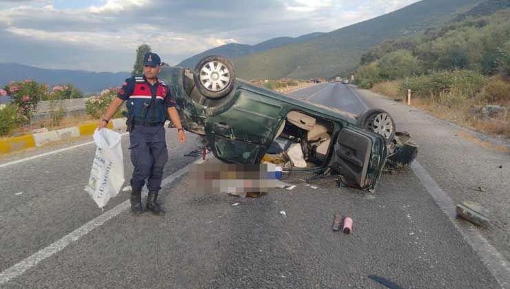 Aydın’da feci kaza: Sürücü olay yerinde hayatını kaybetti, eşi ve 3 çocuğu yaralandı