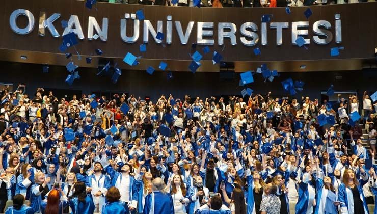 Okan’da mezuniyet sevinci