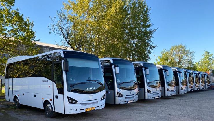 Anadolu Isuzu’dan Letonya’ya toplam 21 Grand Toro ve Turkuaz midibüs teslimatı
