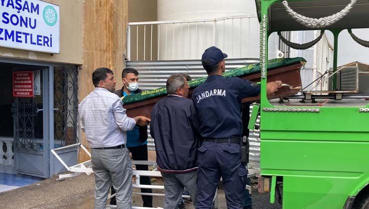 Sivas’ta yıldırımın çarptığı Ahmet Ünal hayatını kaybetti