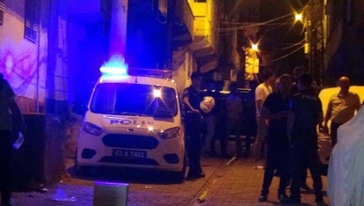 Şanlıurfa’da çocukları tarafından bıçaklanan baba iki oğlunu silahla vurdu