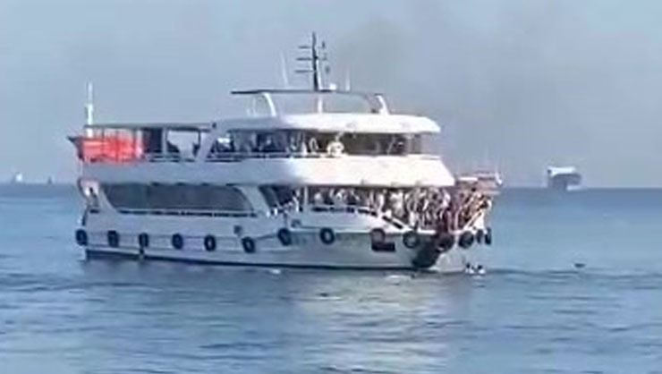 Adalar vapurunda can pazarı: denize düşen kişi kurtarıldı