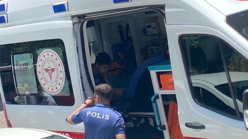 Evde oyun oynarken dehşeti yaşadılar: ‘Çocuklarımı enkazın içinden çıkardım’