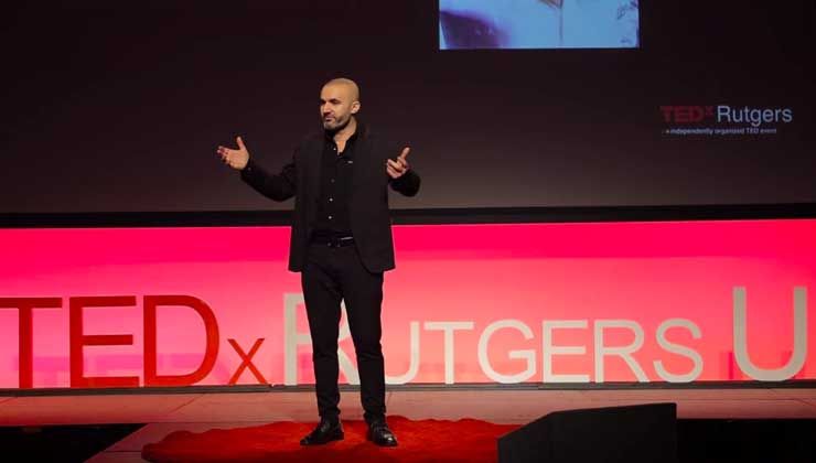 Sokaklarda yaşıyordu, patron oldu: Şimdi evsizlere ilham kaynağı oluyor