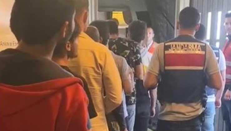 Aydın’da 908 düzensiz göçmen ülkelerine geri gönderildi