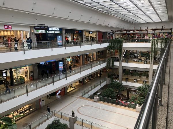 Koronavirüs, AVM’leri fena vurdu! Boş kaldılar