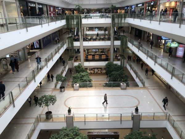 Koronavirüs, AVM’leri fena vurdu! Boş kaldılar