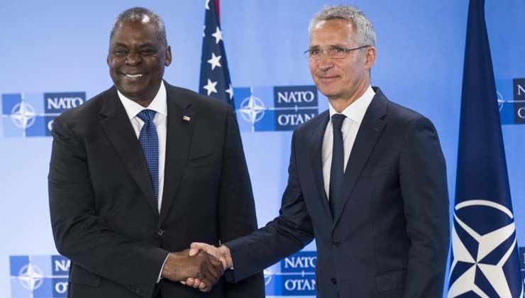 NATO Savunma Bakanları Brüksel’de bir araya geldi