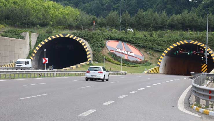 Bolu Dağı Tüneli’nin İstanbul yönü trafiğe açıldı