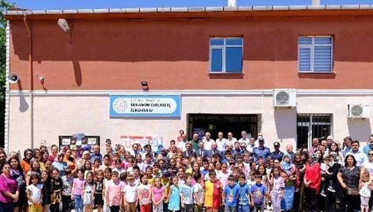 Trafik kazasında ölen okul müdürü İbrahim Dalkılıç’ın ismi okula verildi