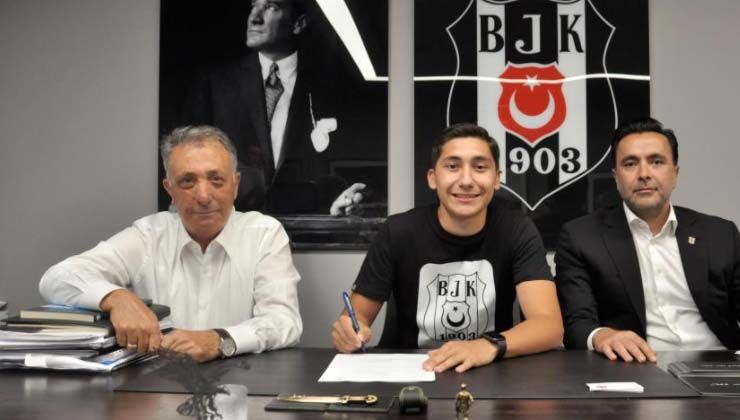Beşiktaş, genç futbolcu Emirhan İlkhan’ın sözleşmesini uzattı