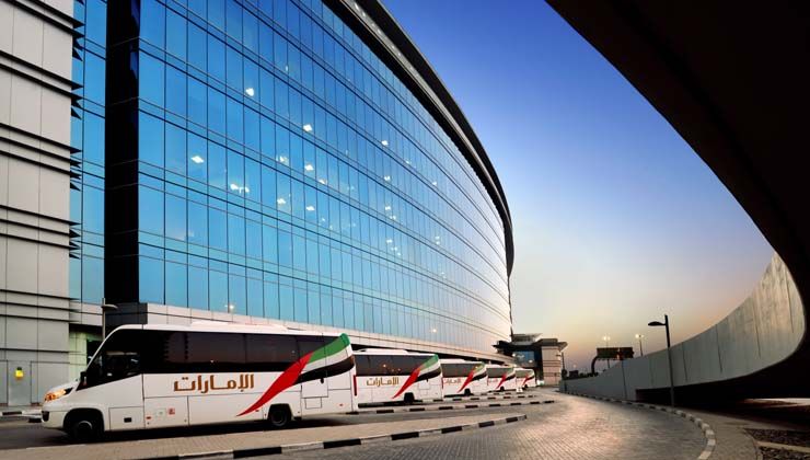 Emirates üst üste kazandığı ödüllere 3 altın ödül daha ekledi