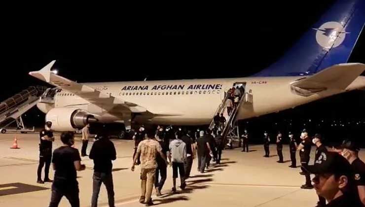Kaçak gelen 227 Afgan daha ülkesine gönderildi