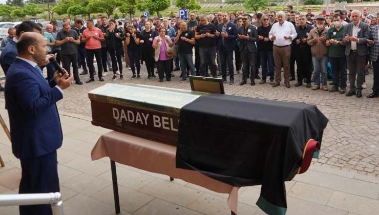 Avukat Mustafa Sezer kalp krizi geçirerek hayatını kaybetti