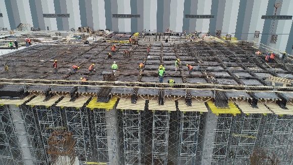 İNTEK Kalıp, döşeme kalıbı çözümleri ile LC Waikiki lojistik depo projesinde