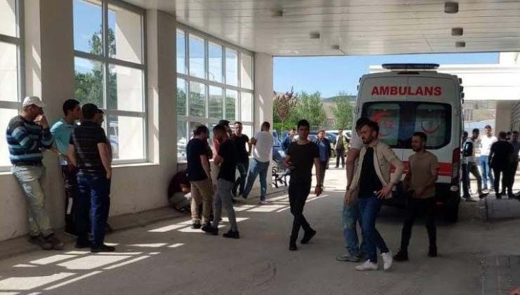 Bayburt’ta bekçi üç yerinden bıçaklandı