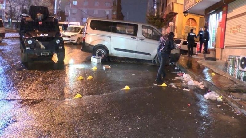 Kahvehane silahlı saldırıya uğradı