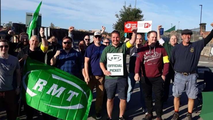 İngiltere’de demiryolu işçilerinden son 30 yılın en büyük grevi