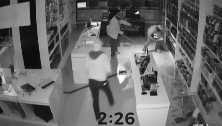 3 dakikada 3 milyonluk soygun