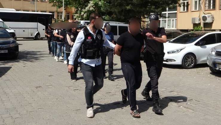 Şifreler çözüldü, 4 torbacı yakalandı