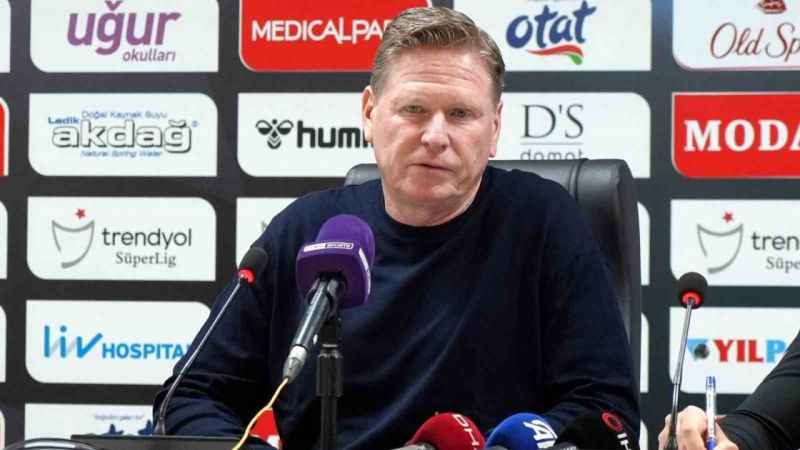Markus Gisdol: “Maçı hak eden taraf bizdik” Markus Gisdol: “Maçı hak eden taraf bizdik”