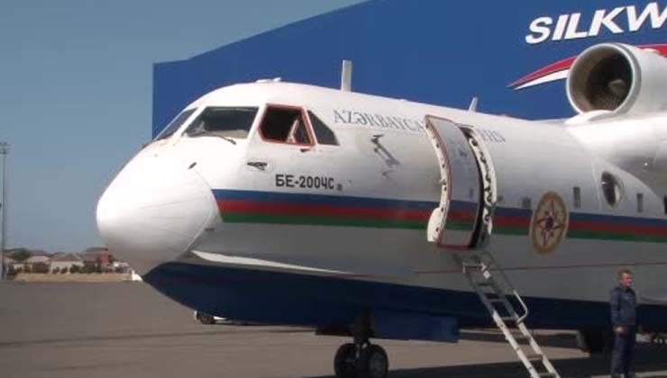 Azerbaycan orman yangınları için amfibi uçağı gönderdi