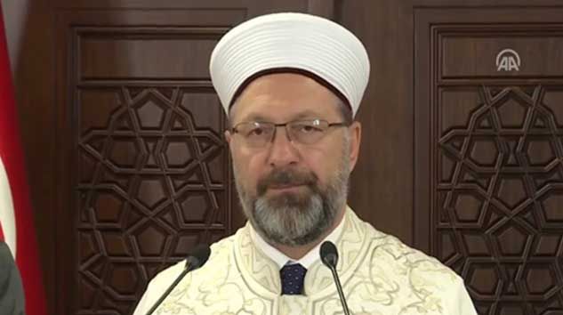 Ali Erbaş açıkladı: Cuma ve vakit namazları cemaatle kılınmayacak!