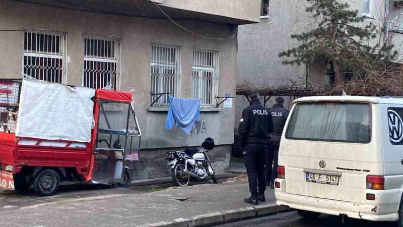 Kayseri'de yaşlı adam evinde ölü bulundu Kayseri'de yaşlı adam evinde ölü bulundu