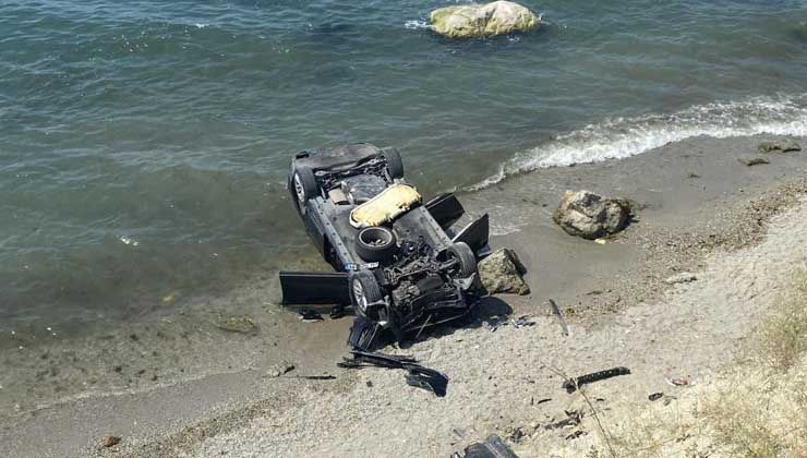 Hacze kızdı, aracını 25 metrelik uçurumdan attı! Sosyal medyadan yayınladı