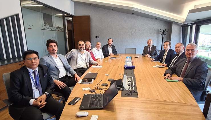 Yıldız Holding ile Helal Akreditasyon Kurumu yetkilileri bir araya geldi