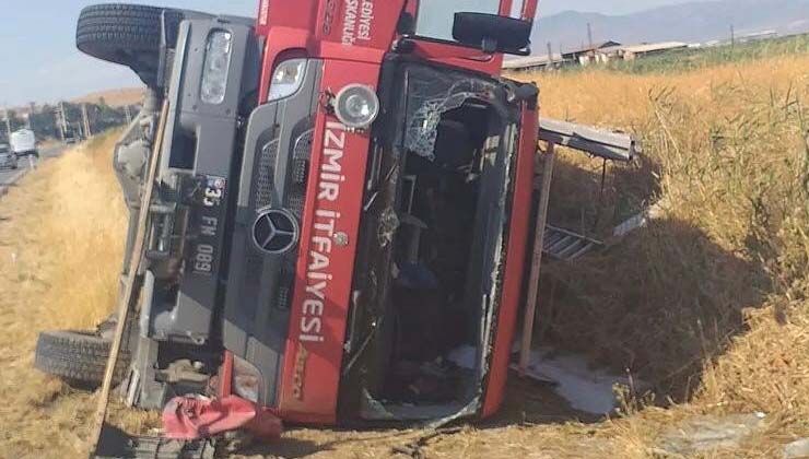 İtfaiye ekibi yangına giderken kaza yaptı: 3 yaralı