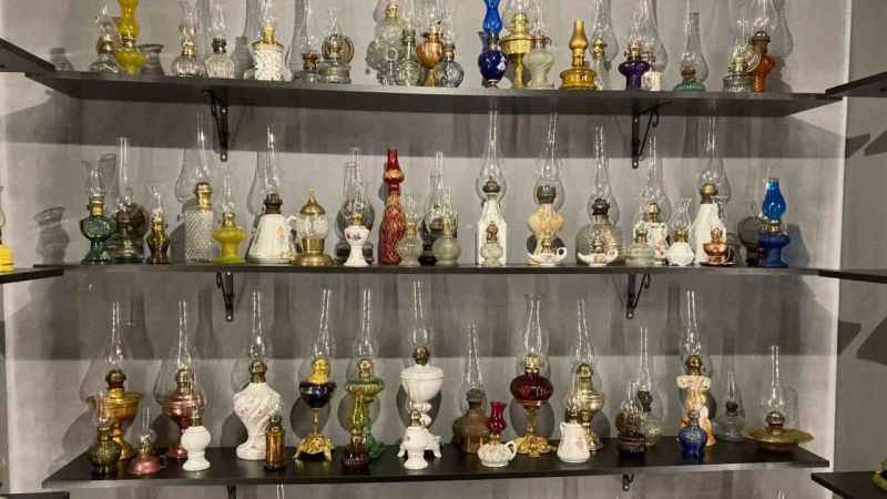 Dünya'nın ilk Gaz Lambası Müzesi'ne turistlerden yoğun ilgi Dünya'nın ilk Gaz Lambası Müzesi'ne turistlerden yoğun ilgi