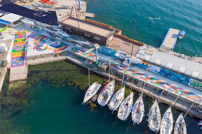 Otizmli çocukların hayat bulan tasarımları NFT esere dönüştü