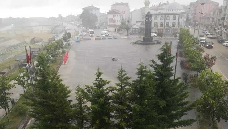 Meteoroloji paylaştı: Yakakent ve Alaçam’a 80 kilodan fazla yağış düştü