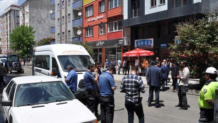 Kars’ta silahlı ve sopalı kavga: Çok sayıda yaralı var