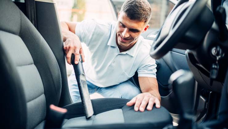 Araba temizliği için yedi kolay adım