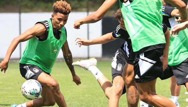Beşiktaş, yeni sezon hazırlıklarına devam etti