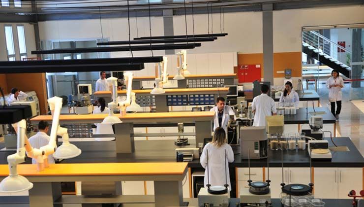 Kaleseramik Turkishtime Dergisi’nin  “Ar-Ge İlk 250” listesinde yer aldı