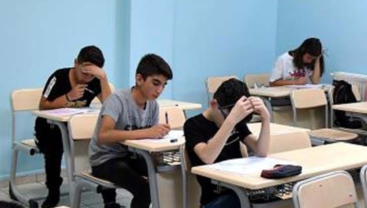 Denizli’de Mustafa Ege Şakacı LGS’de 500 tam puan aldı Denizli’de Mustafa Ege Şakacı LGS’de 500 tam puan aldı