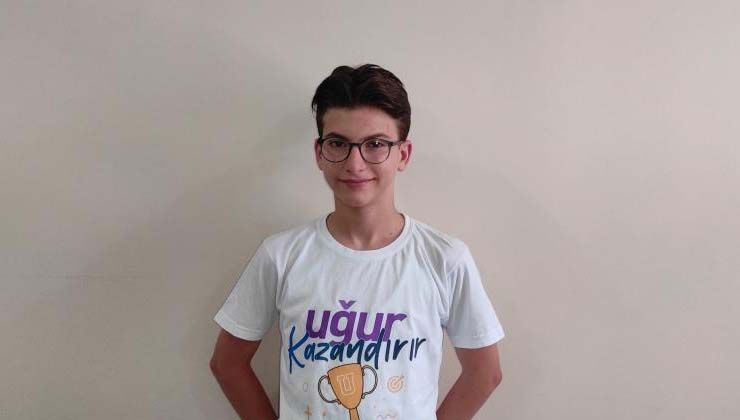 İstanbul’da Fahri Efe İçten LGS’de 500 tam puan aldı