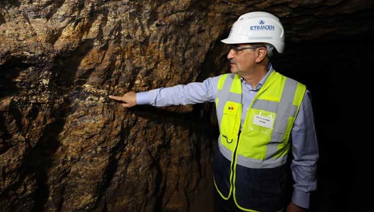 Bakan Dönmez, dünyanın ikinci büyük rezerv keşfinin detaylarını duyurdu