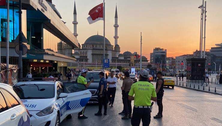İstanbul’da helikopter destekli ‘Yeditepe Huzur’ uygulaması