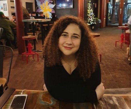 Uçaktan kaçırılan kızın babası konuştu: Mağdur olan biziz!