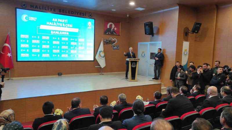 Bakan Uraloğlu, Süveyş Kanalı’na alternatif Fav Limanı projesini anlattı Bakan Uraloğlu, Süveyş Kanalı’na alternatif Fav Limanı projesini anlattı