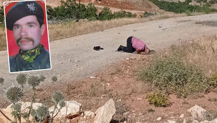 Duygu dolu anlar! Kardeşinin şehit düştüğü yerde namaz kıldı
