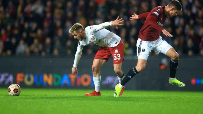 Galatasaray, Avrupa'ya 4-1 ile veda etti Galatasaray, Avrupa'ya 4-1 ile veda etti