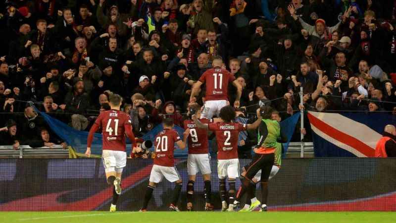 Galatasaray, Avrupa'ya 4-1 ile veda etti Galatasaray, Avrupa'ya 4-1 ile veda etti
